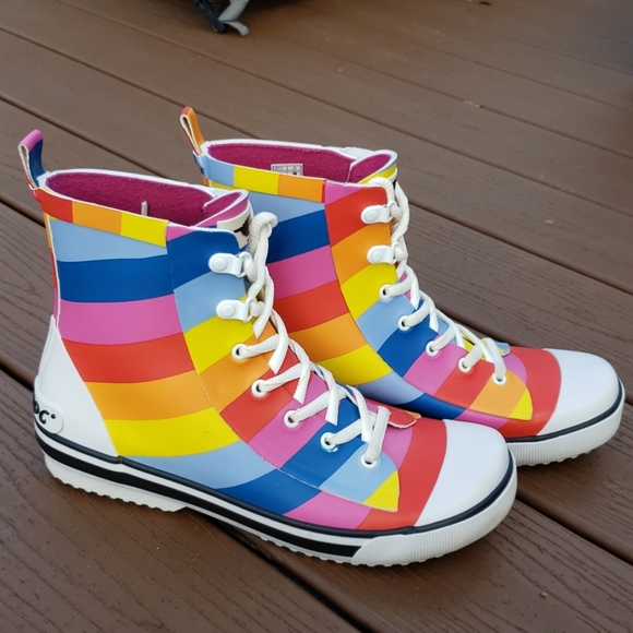 rocket dog rainbow rain boots